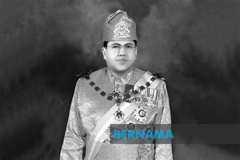 Sultan Ismail Petra Of Kelantan Dies