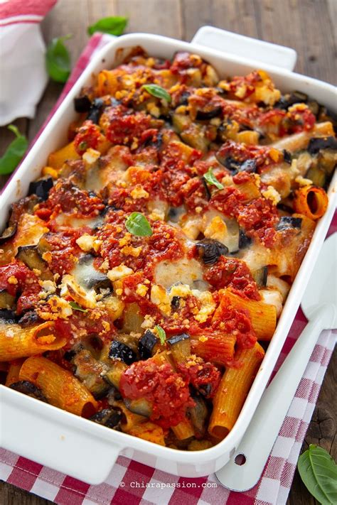 Sep 29, 2021 · 12:05 parmigiana di melanzane, la ricetta più antica è quella alla palermitana 20:12 cotolette di melanzane farcite, quei piccoli scrigni dal genio della creatività siciliana 10:01 cipolla rossa: Pin su Ricette Veg