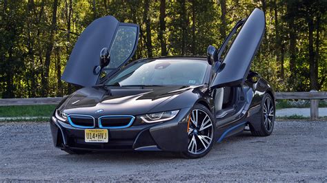 The trio of power sources combines for a total of 369 horsepower, capable of driving all four wheels. 2017 BMW I8 - Driven | Top Speed