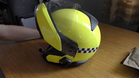 **$5 helmet = $5 head**my review of the bmw motorrad system 6 motorcycle helmet.not available in usa.enjoy.full details can be found in the online pdf. BMW Helmet System 6 Review and becoming a Blood Biker ...