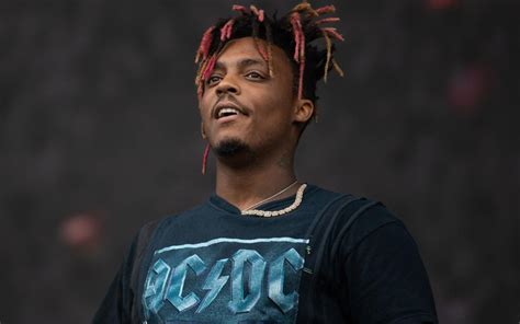 Rapper Juice Wrld Allegedly Swallowed Large Quantity Of