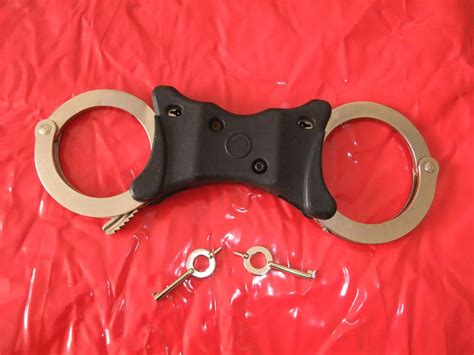 Steel Handcuffs Triple L