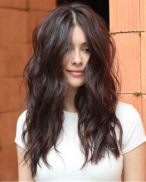 Long Hair With Curls And Lots Of Texture Hairstyles Longhairstylestips Long Hair Styles