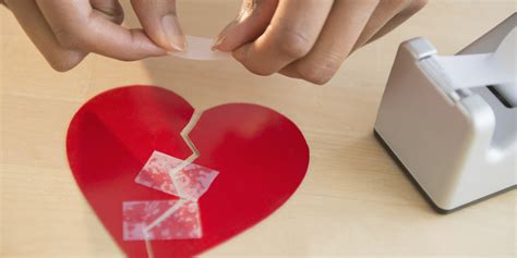 You Can Heal A Broken Heart Scientists Discover Were Hardwired To Move On Huffpost Uk