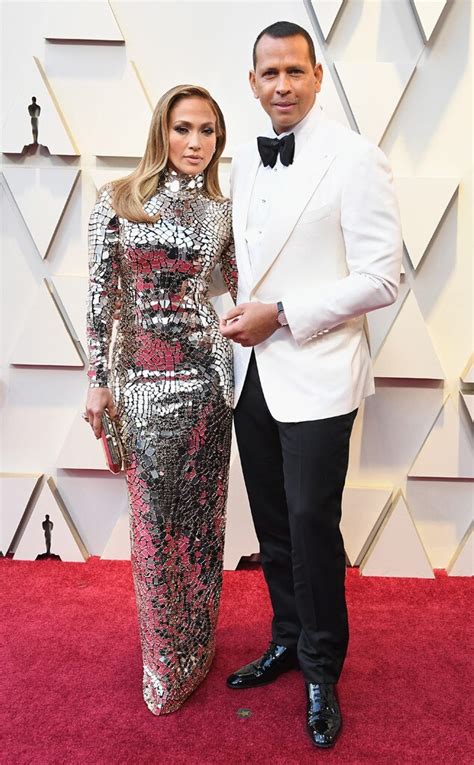 Jennifer Lopez And Alex Rodriguez From 2019 Oscars Red Carpet Couples
