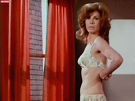 Naked Stefanie Powers In It Seemed Like A Good Idea At The Time