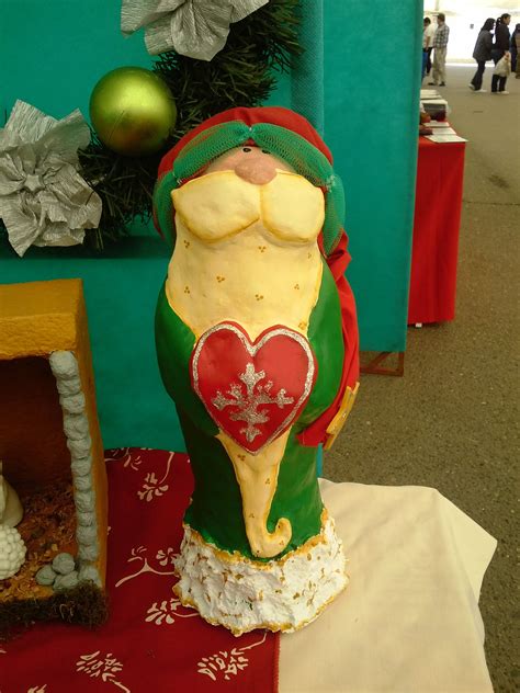 Noel en Papel Machè . | Noel, Sobres de papel, Papel mache