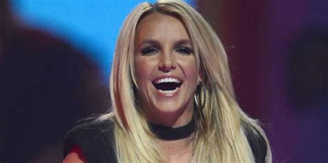 Britney Spears Tweeted A Joke About The Shutdown Business Insider