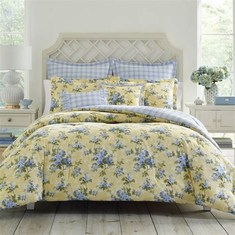 Product titlelaura ashley lifestyles natalie comforter set. Laura Ashley USHS8K1049566 Comforter Set, King, Pastel ...