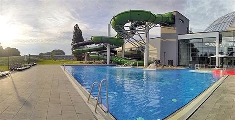 Sollten sie probleme oder fragen bezüglich ihres parkplatzes begegnen, können sie über die hinterlegte rufnummer oder das kontaktformular jederzeit kontakt zu dem betreiber aufnehmen. AQUApark Oberhausen • Schwimmen • Wellness