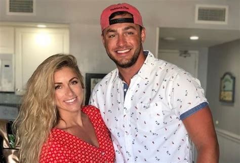 The Challenge Star Tony Raines Is Engaged To His Real World Skeletons Co Star Alyssa