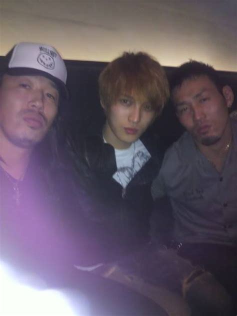 [trans] jaejoong and his friend the k 1 legend musashi have drinks in japan jyj lovers in