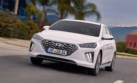 Precios Del Nuevo Hyundai Ioniq Híbrido El Sedán Electrificado Se Renueva