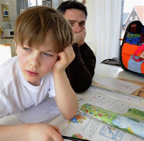 Was ein handout ist und welche informationen darin enthalten sein sollten, erklären wir ihnen in diesem praxistipp. Erziehung: Hilfe, mein Kind ist ein Außenseiter - WELT