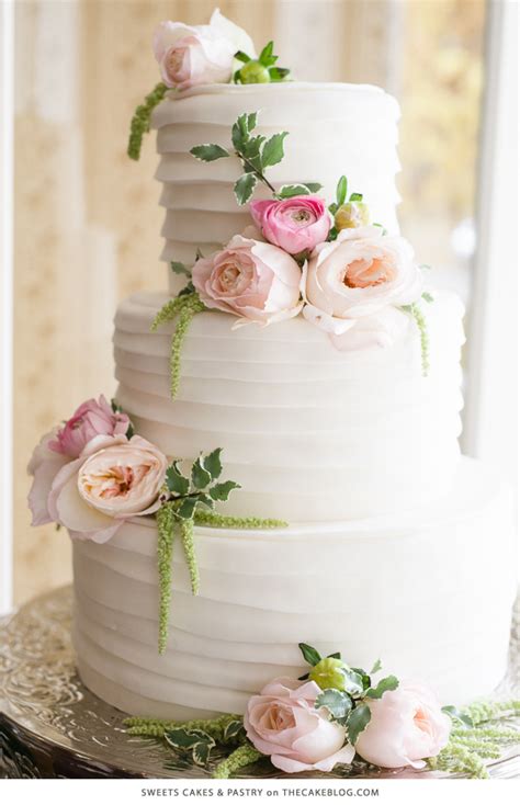 wedding cake real flowers jesusismykeeper
