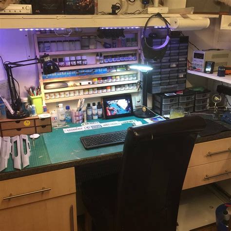 Great Work Bench Hobby Desk Hobby Room Electronics Mini Projects