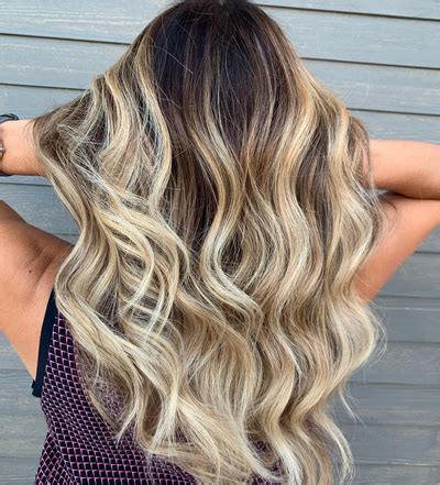 It's barely fading, it's not splotchy but i still don't want it on my hair. 29 Pretty Balayage Hair Color Ideas for 2019 | Glamour