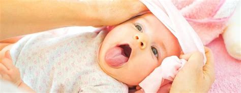 Así Es Cómo Debes Limpiar La Lengua De Tu Bebé Para Proteger Su Salud