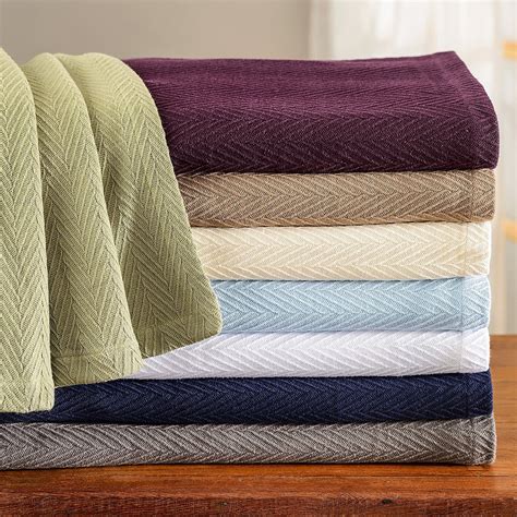 7 summer blankets and sheets that will keep you cool but comfy
