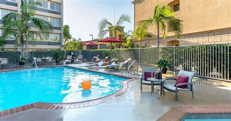 View deals for alo hotel by ayres, including fully refundable rates with free cancellation. Alo Hotel By Ayres Orange Bed Bugs : Ayres Hotel Orange ...