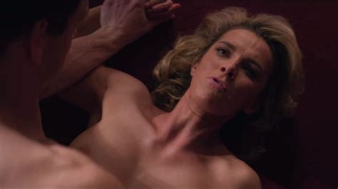 Betty Gilpin Nude Glow 4 Pics  And Video Thefappening