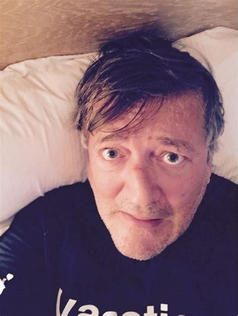 Celebrities Have Started A New Morning Selfie Craze Called Wakeupcall Selfie Celebrities