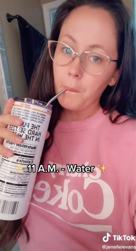 Teen Mom Jenelle Evans Responds To Trolls Who Accused Her Of Drinking At 11am After Alcohol