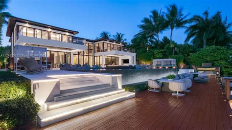 55000000 Magnificent Mansion In Miami With The Most Breathtaking