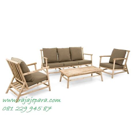 Menyediakan dan menjual berbagai kebutuhan  set kursi tamu yang berkualitas bagus harga murah, banyak pilihan desain yang bisa kamu pesan. Jual Kursi Tamu Kayu Jati Minimalis - rajajepara.com