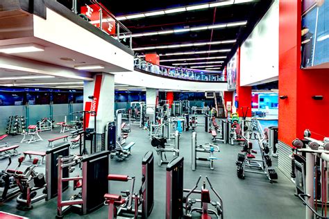 Deira City Centre Mixed Gym In Dubai Fitness First Uae