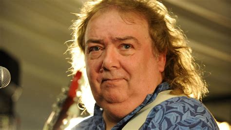 Bernie Marsden dead: Whitesnake guitarist dies 'peacefully