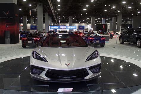 Rapid Blue 2020 Corvette Stingray Z51 Live Photo Gallery Gm Authority