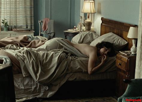 Nude Celebs In Hd Zoe Kazan Picture Original Zoe Kazan