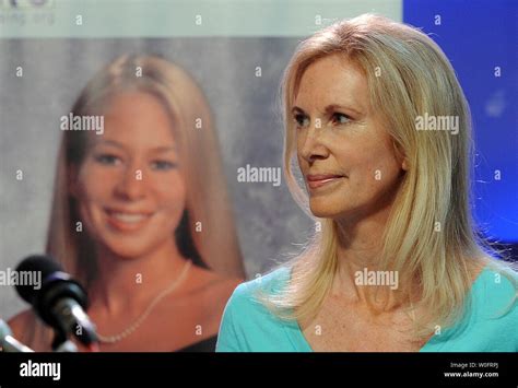beth holloway mother of natalee holloway who disappeared in aruba in 2005 introduces the
