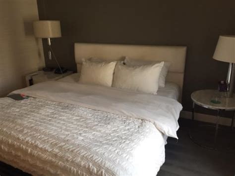 Duvet Cover Picture Of Le Meridien Philadelphia Tripadvisor