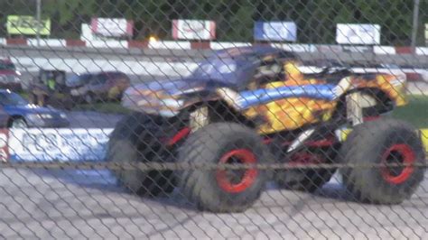 Incinerator Monster Truck At La Crosse Fairgrounds Speedway Youtube