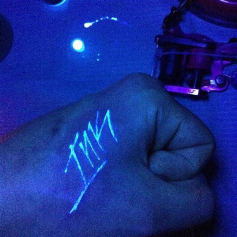 Suffice it to say, your tattoo will last forever, but it won't always look the same. 60 Glow In The Dark Tattoos For Men - UV Black Light Ink ...
