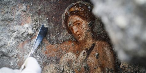 Archaeologists Discovered Ancient Bedroom Erotica Art In Pompeii