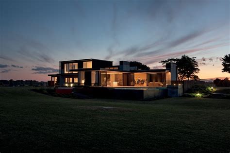 A Modern Homestead Architecture Now