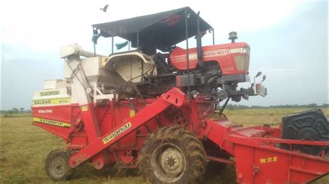 Get contact details to buy mini tractor at affordable price. SWARAJ 963 FE tractor HARVESTING | India's on1 brand ...