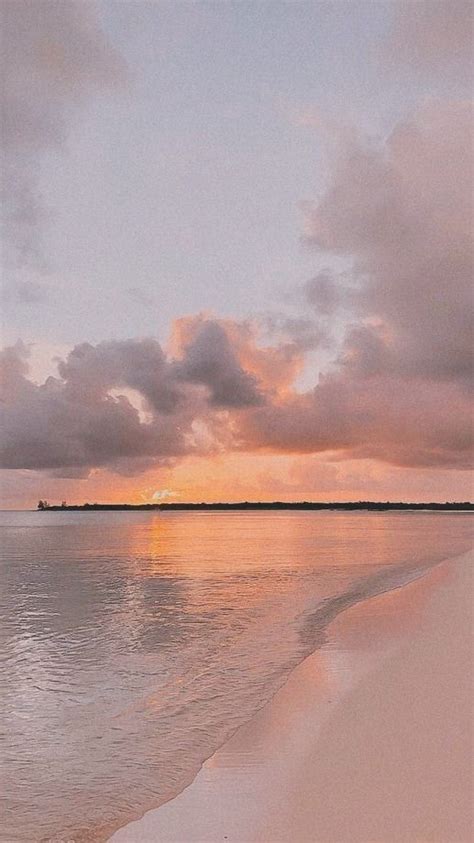 Free for commercial use no attribution required high quality images. →Wallpaper in 2020 | Beach wallpaper, Nature photography, Sky aesthetic