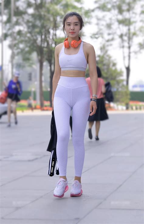 微博 Sporty Outfits Mode Outfits Yoga Pants Girls Girls Leggings