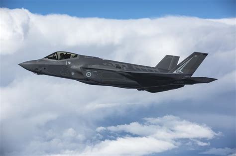 2019 melbourne air and space air showmelbourne, florida. RAAF sudah menerima 30 F-35A dari 72 unit yang dibeli dari AS