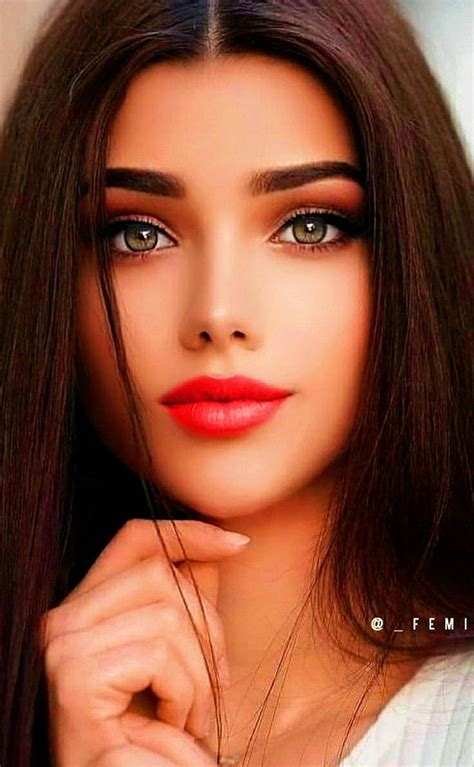 Most Beautiful Eyes Stunning Eyes Beautiful Women Pictures Brunette