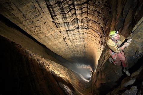 ≡ 14 Most Amazing Caves In The World Brain Berries