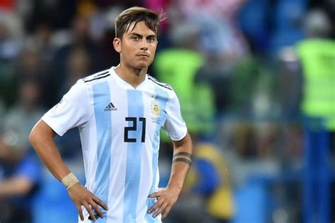 Sitting at the top of the table argentina finally won their first match of the tournament. Alasan Dybala Tak Masuk Skuad Argentina Untuk Copa America ...