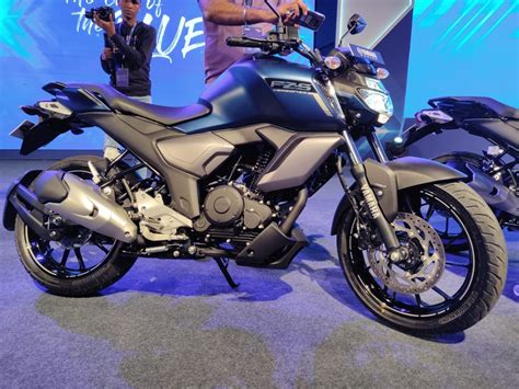 Yamaha Fz S Fi V 30 Abs Launched In India At Rs 97000 Gaadikey