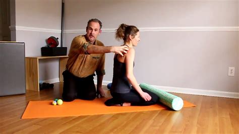 Trigger Point Massage Technique For Shoulder And Lower Back Pain Youtube
