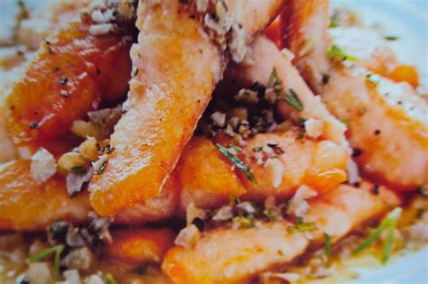 Entdecke rezepte, einrichtungsideen, stilinterpretationen und andere ideen zum ausprobieren. le ricette di chycca: Trota salmonata con noci e pinoli