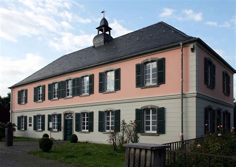 Auf ivd24 werden in bonn momentan 242 immobilien angeboten. Schumannhaus Bonn - Wikipedia